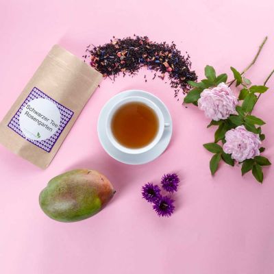 Schwarzer Tee Rosengarten