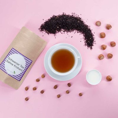 Schwarzer Tee Sahne-Krokant