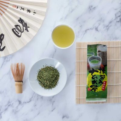 Grüner Tee Genmaicha mit Matcha